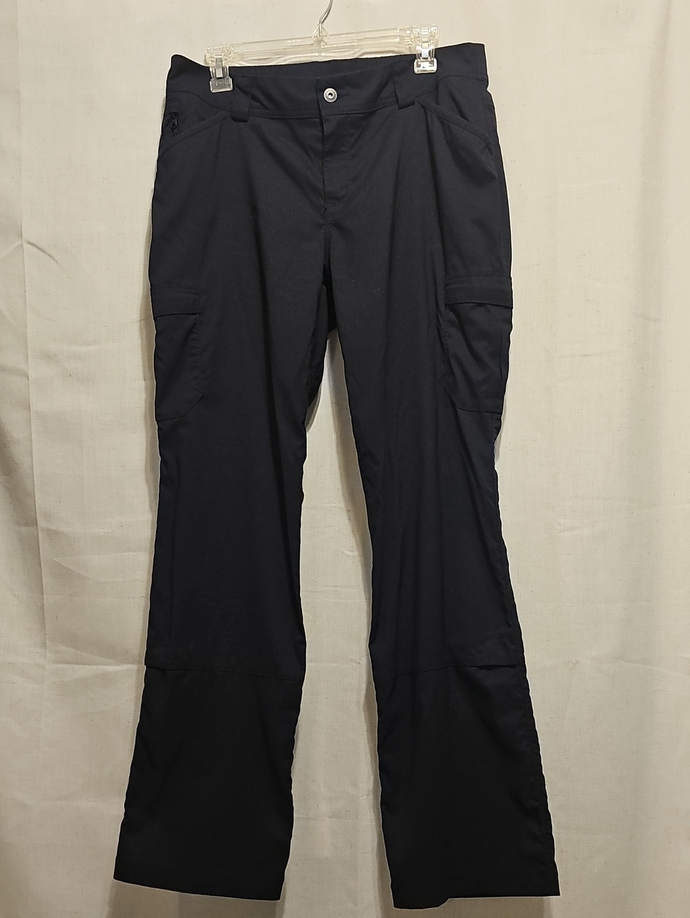 Duluth Women’s Black Utility Cargo Pants
